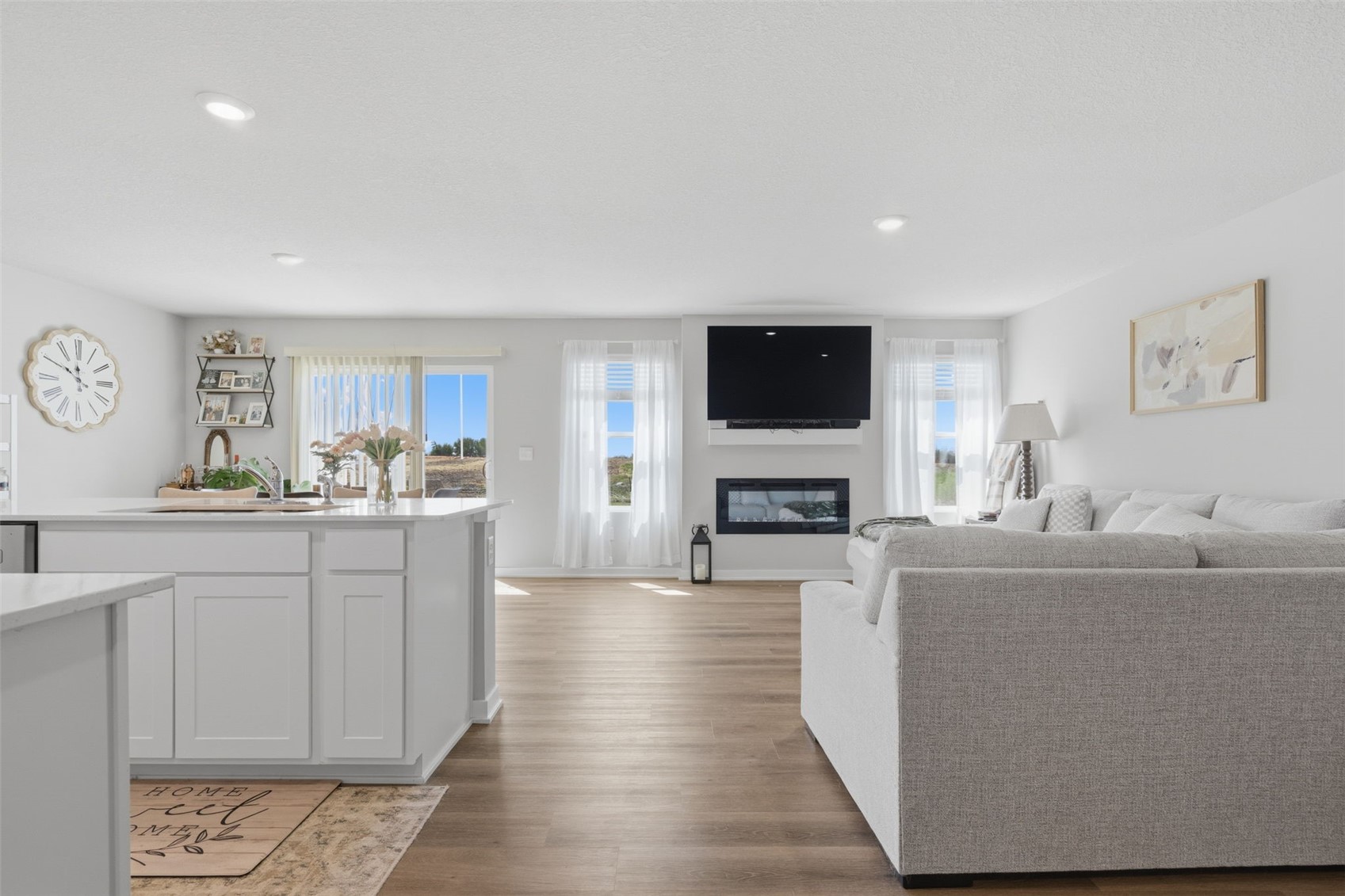 7603 Crossroads Drive SW Cedar Rapids IA 52404