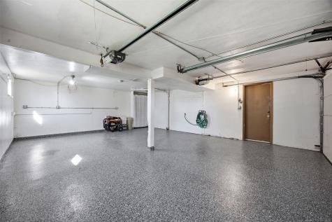 218 La Salle Drive SW Cedar Rapids IA 52404