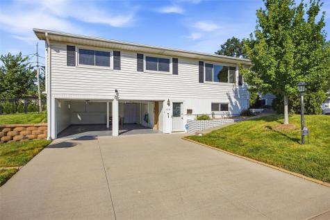 218 La Salle Drive SW Cedar Rapids IA 52404