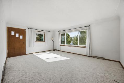 218 La Salle Drive SW Cedar Rapids IA 52404