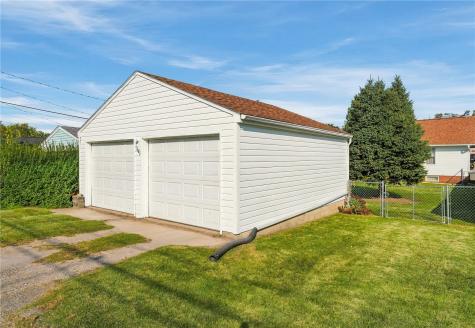 1623 B Avenue NW Cedar Rapids IA 52405