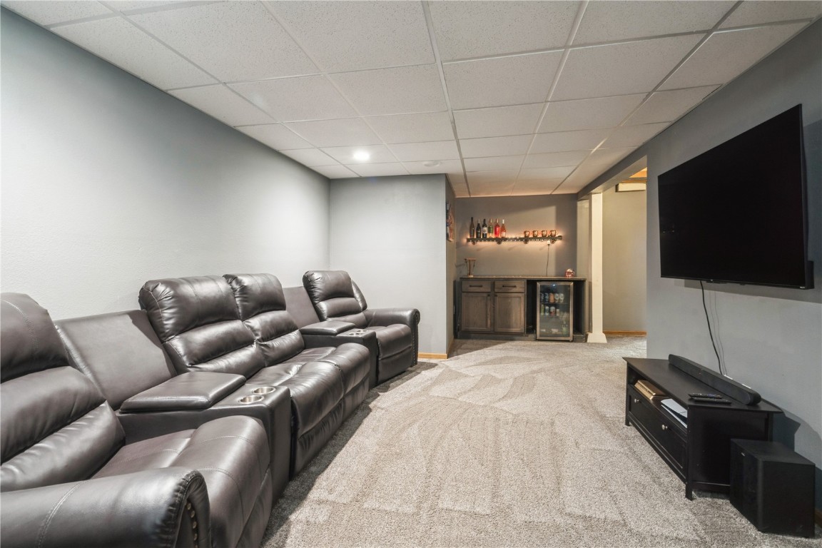 1135 Crestview Drive SE Cedar Rapids IA 52403