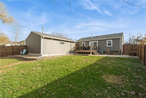 1135 Crestview Drive SE Cedar Rapids IA 52403