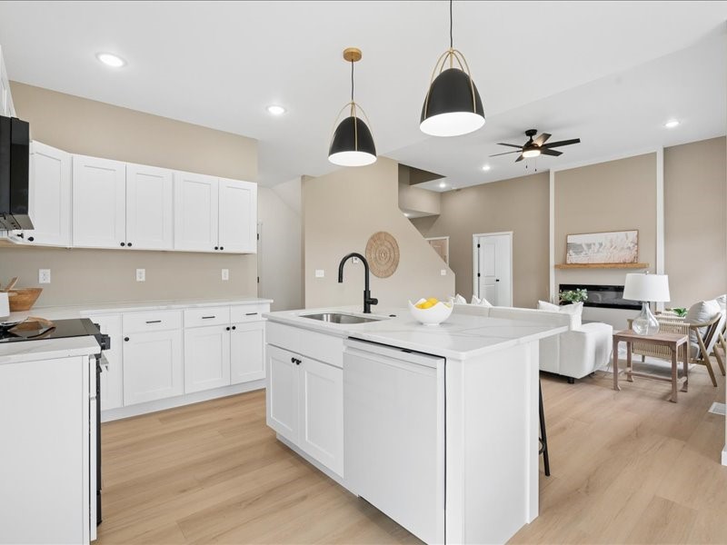 114 Cherry Lane Riverside IA 52327