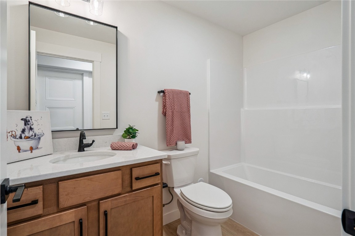 285 Ashford Place Iowa City IA 52245