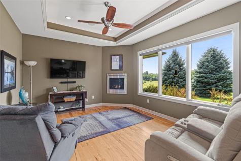 1598 NE Spartan Circle Solon IA 52333