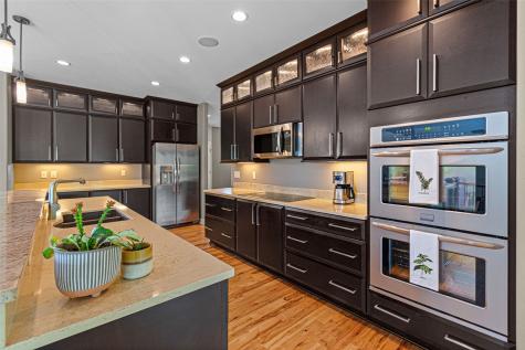1598 NE Spartan Circle Solon IA 52333