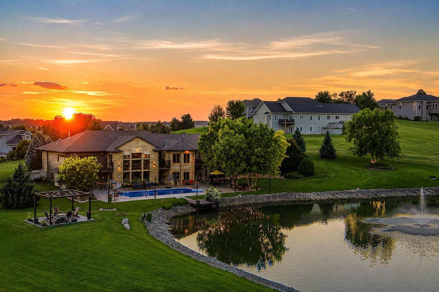 1598 NE Spartan Circle Solon IA 52333