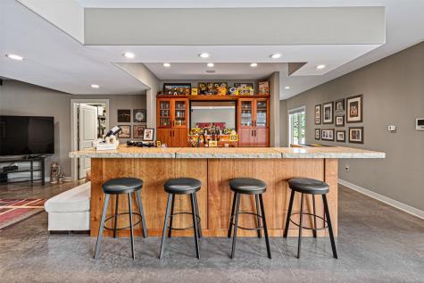 1598 NE Spartan Circle Solon IA 52333