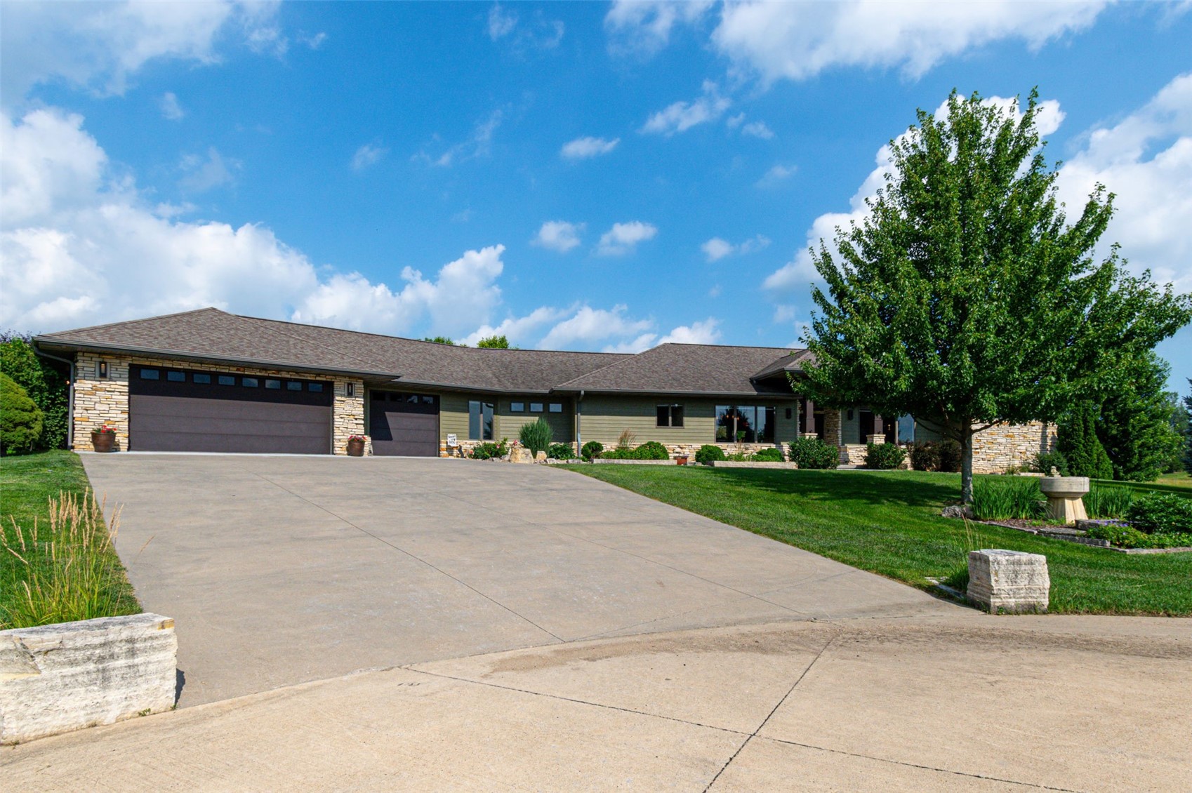 1598 NE Spartan Circle Solon IA 52333