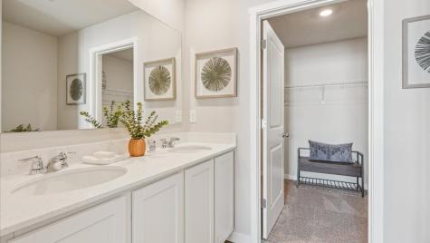 2876 Grassland Court Hiawatha IA 52233