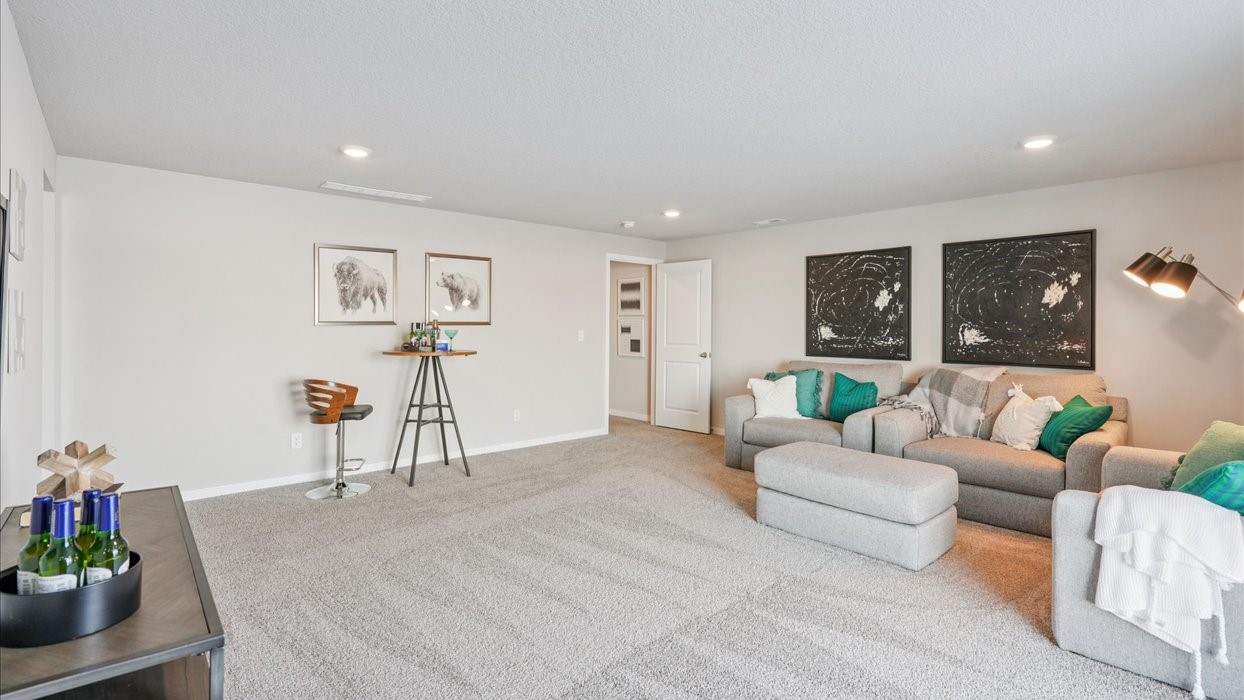 2876 Grassland Court Hiawatha IA 52233