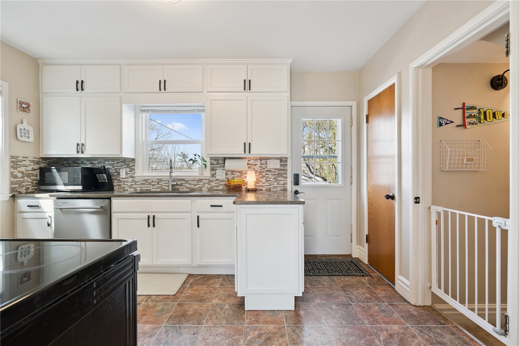 2026 Bever Avenue SE Cedar Rapids IA 52403
