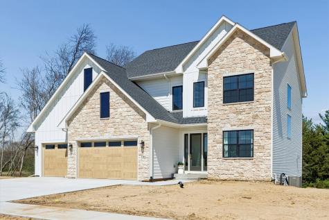 1204 Timber Trail Solon IA 52333