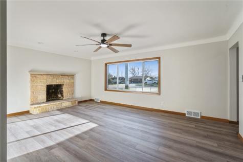 2120 18th Street SW Cedar Rapids IA 52404