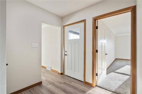 2120 18th Street SW Cedar Rapids IA 52404