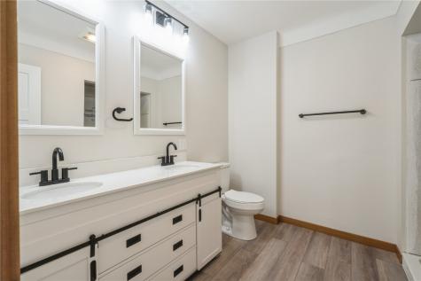 2120 18th Street SW Cedar Rapids IA 52404