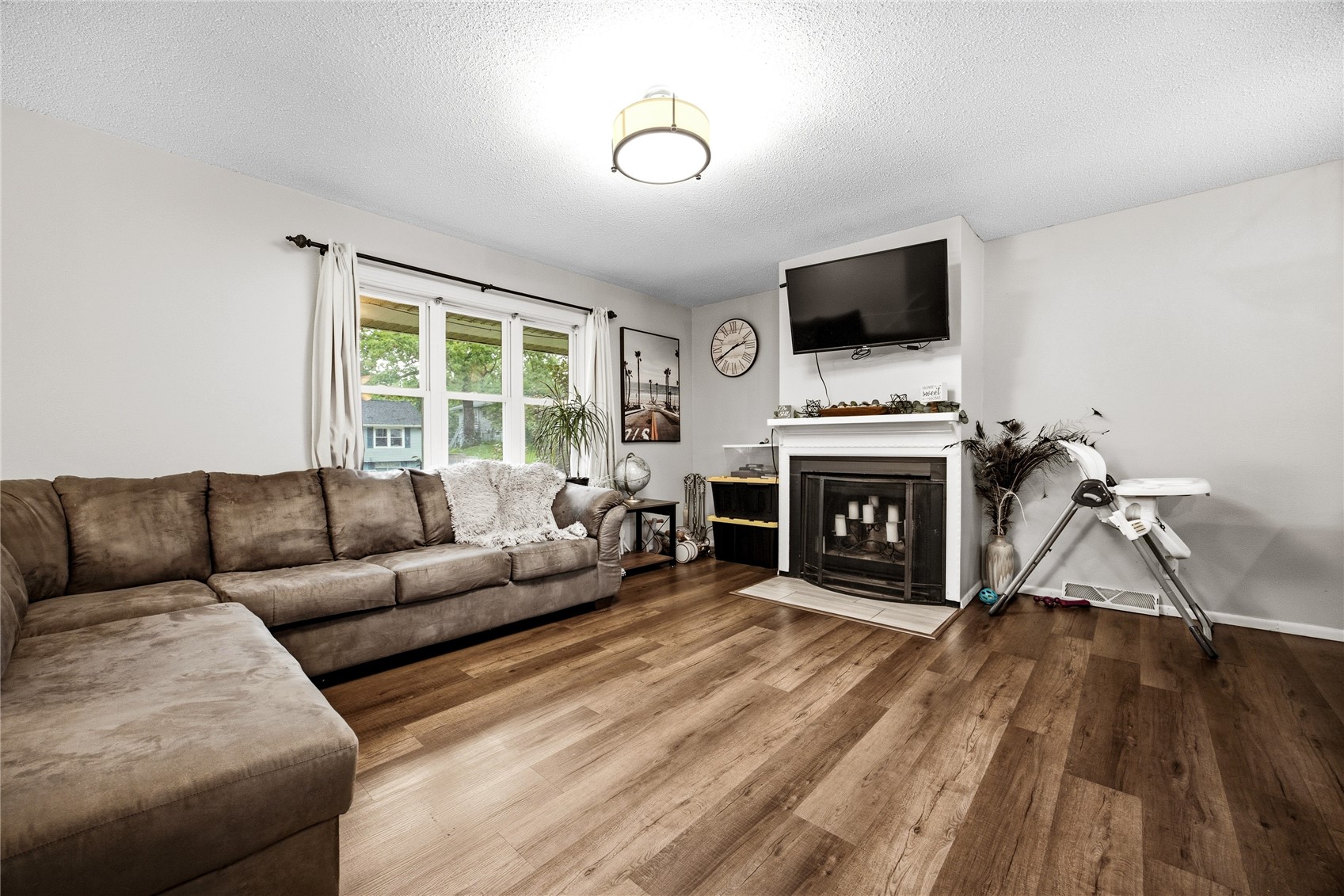 164 Brentwood Drive NE Cedar Rapids IA 52402