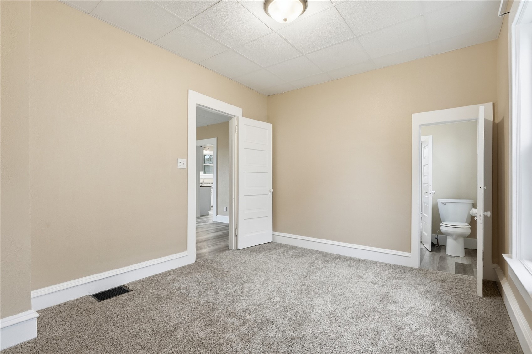 103 E Broadway Street Stanwood IA 52337