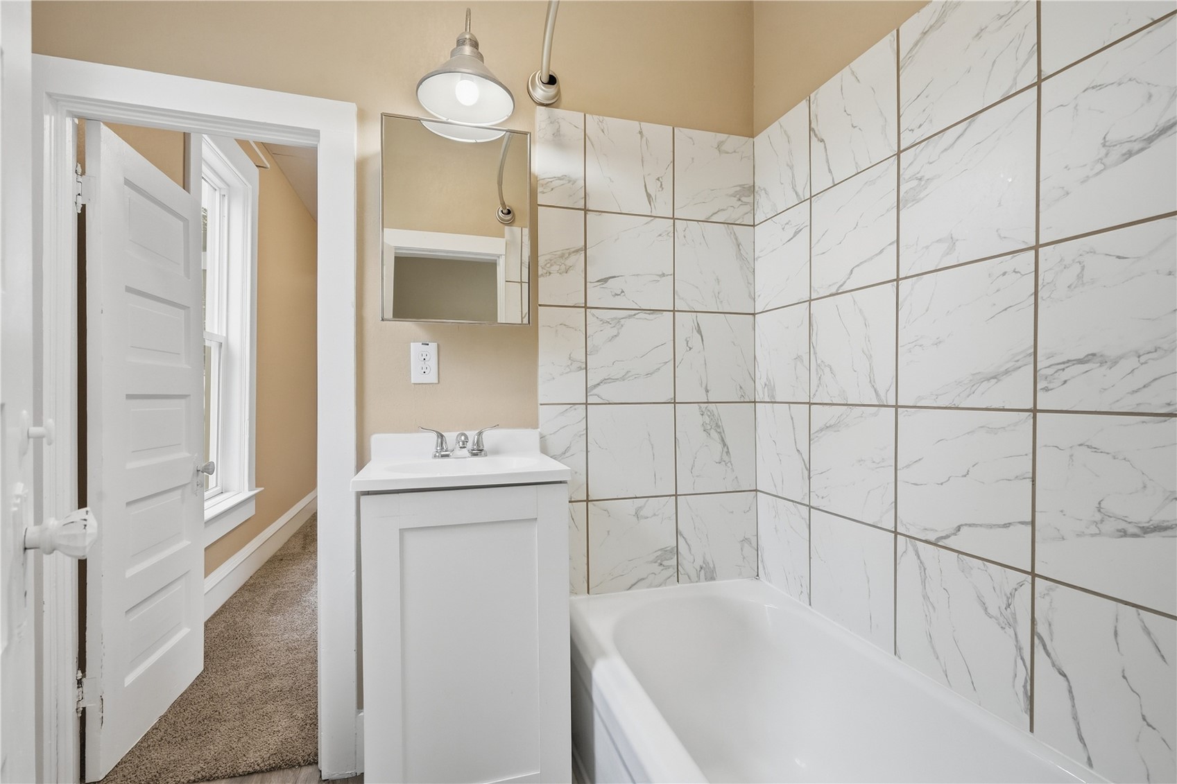 103 E Broadway Street Stanwood IA 52337