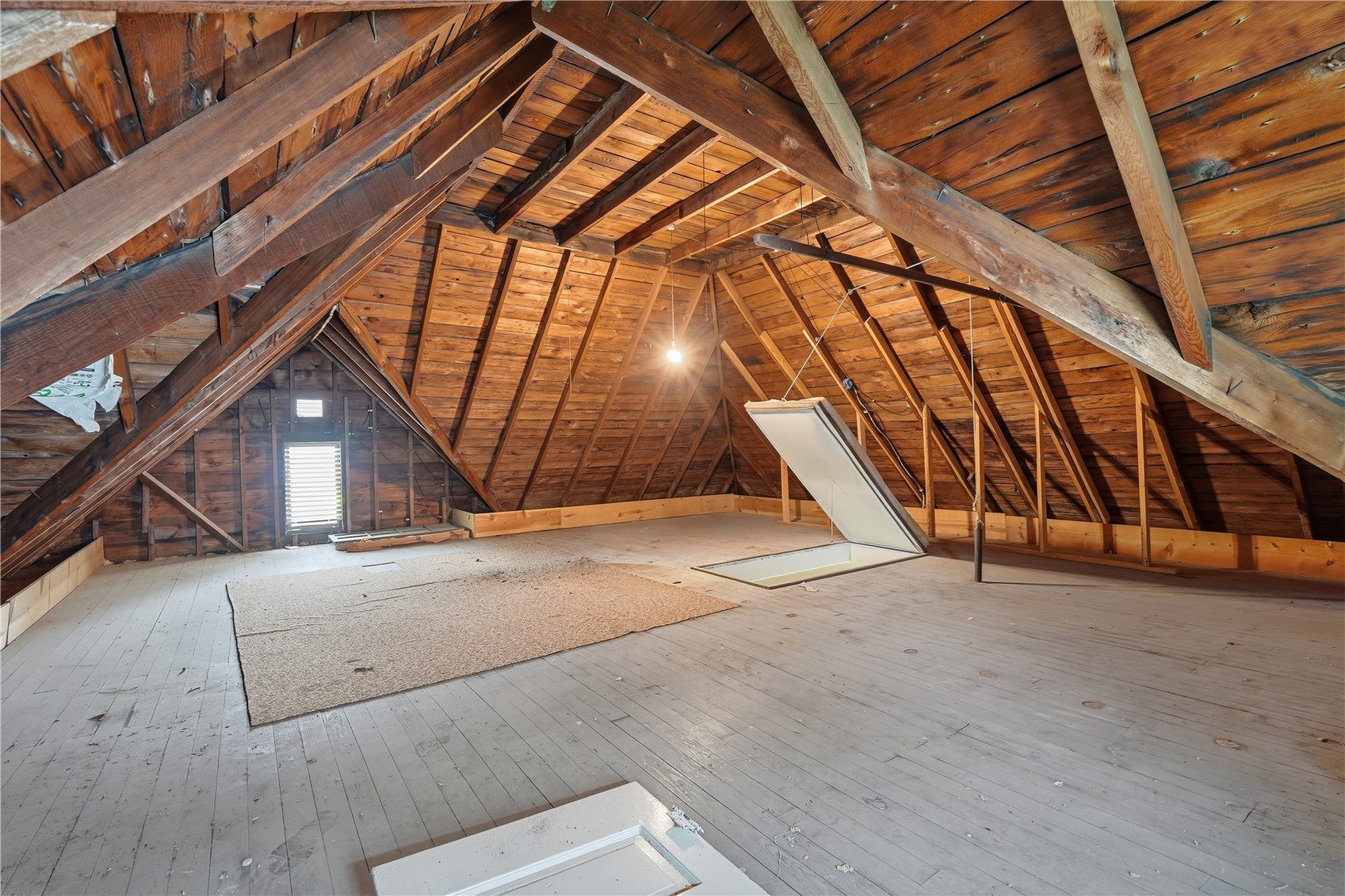 103 E Broadway Street Stanwood IA 52337