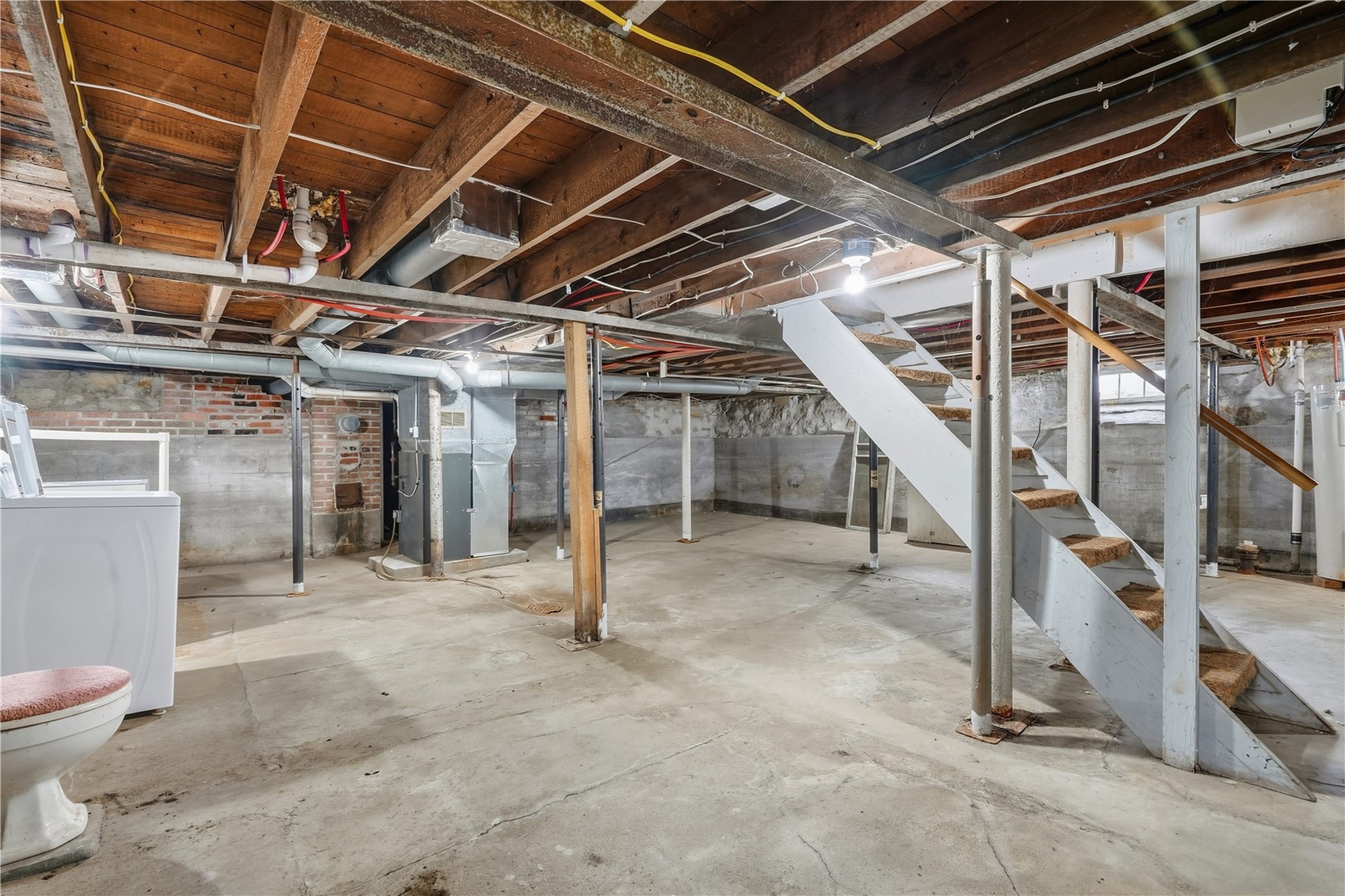 103 E Broadway Street Stanwood IA 52337