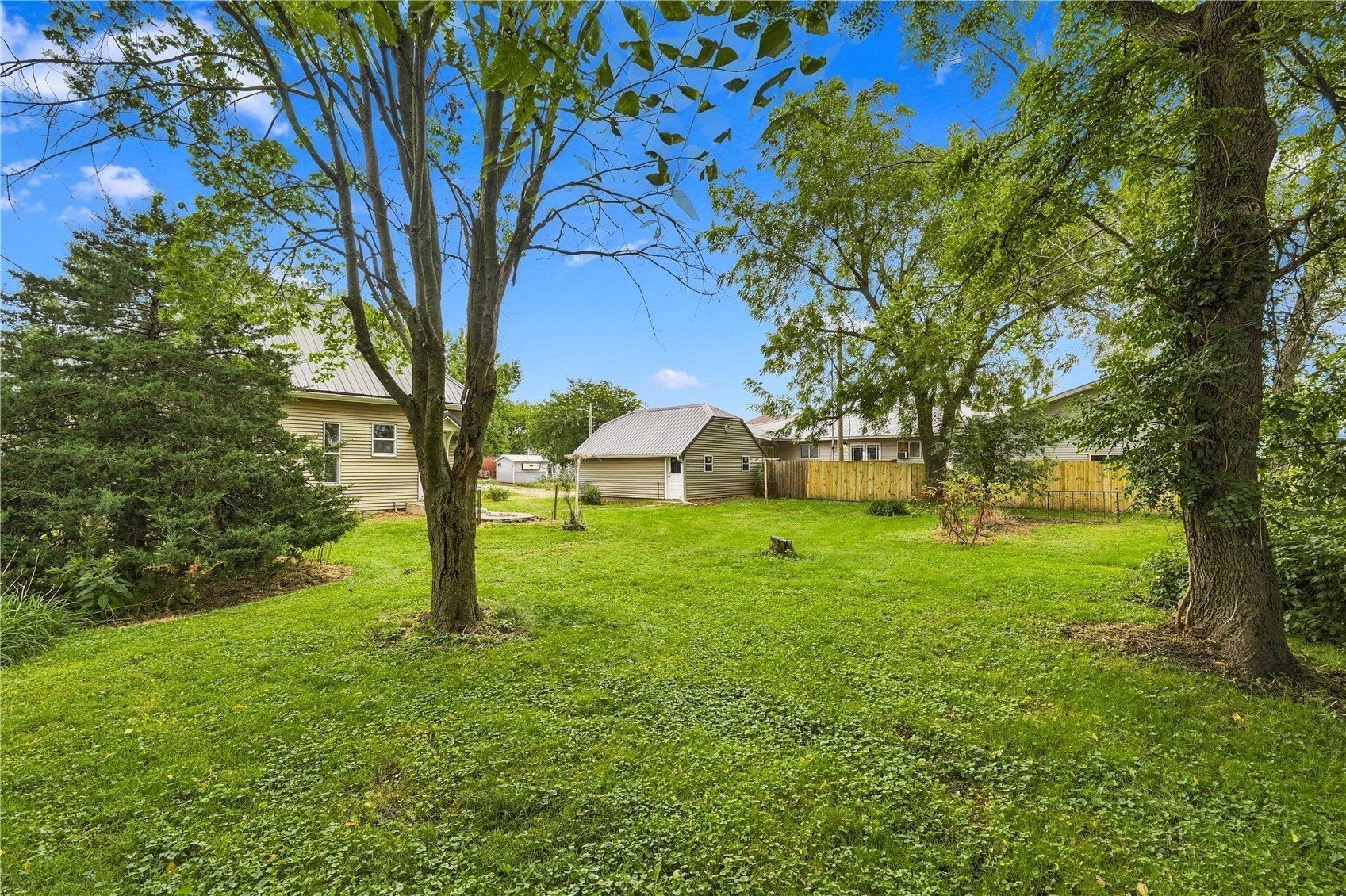 103 E Broadway Street Stanwood IA 52337