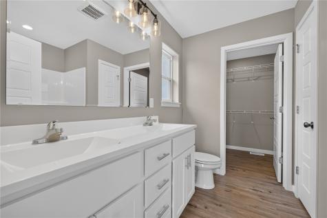 4215 English Glen Avenue Marion IA 52302