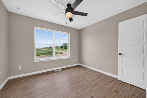 4215 English Glen Avenue Marion IA 52302