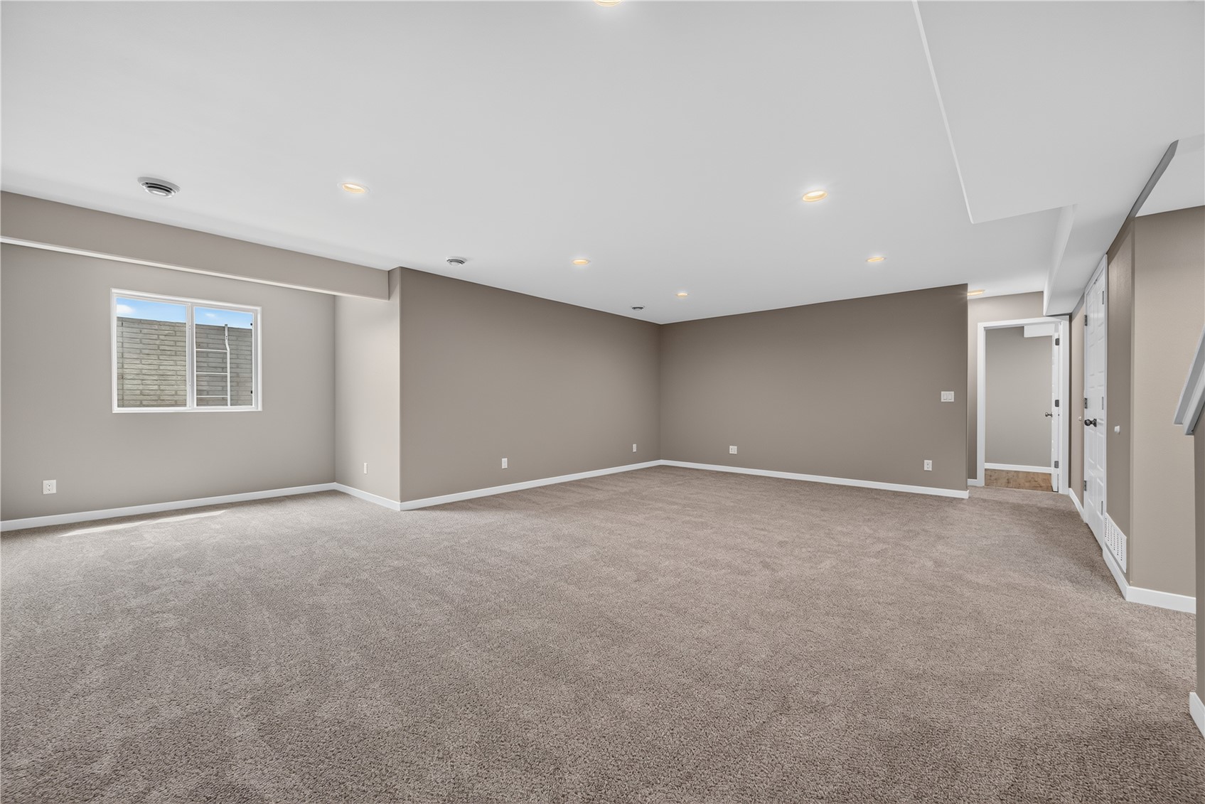4215 English Glen Avenue Marion IA 52302