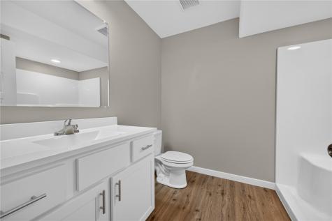 4215 English Glen Avenue Marion IA 52302
