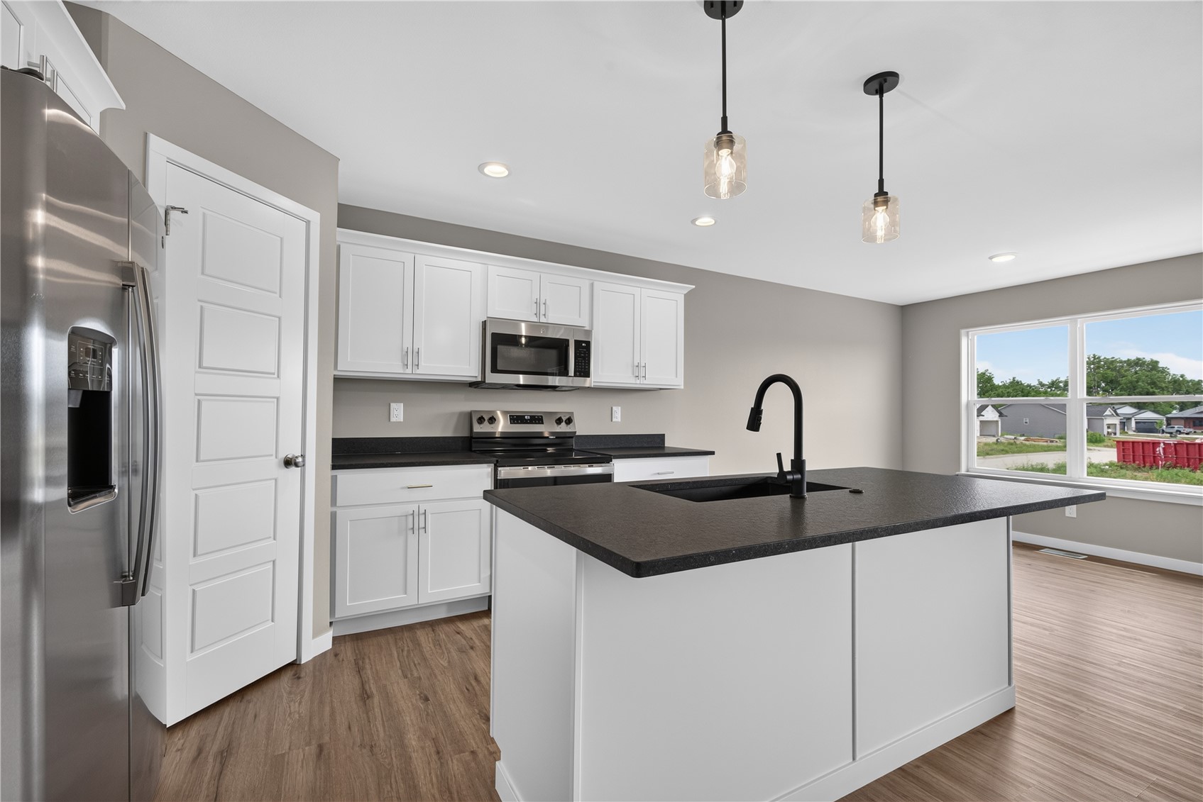 4215 English Glen Avenue Marion IA 52302