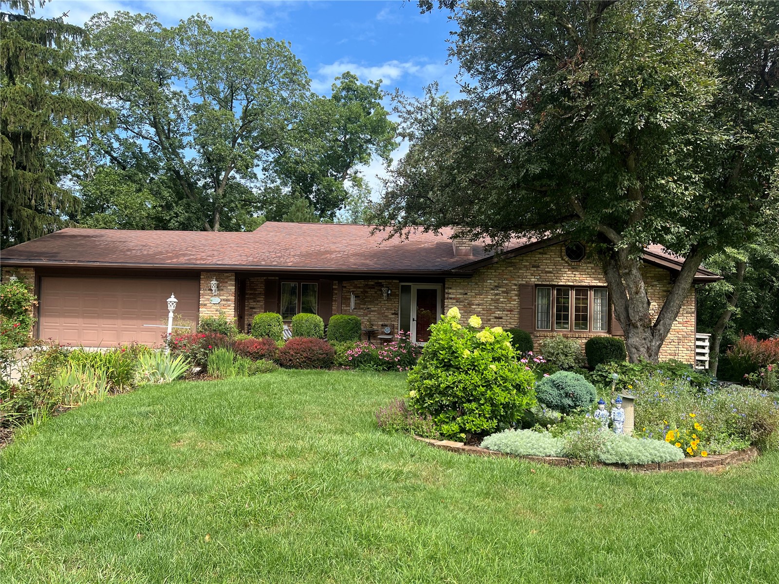 1506 Olde Hickory Lane Coralville IA 52241