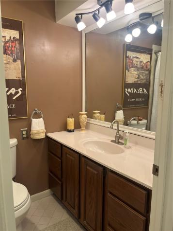 1506 Olde Hickory Lane Coralville IA 52241
