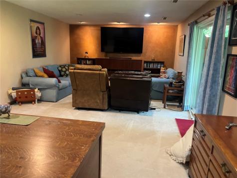 1506 Olde Hickory Lane Coralville IA 52241