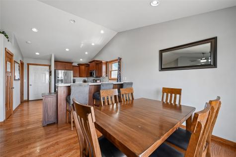 612 Deer Ridge Drive Atkins IA 52206