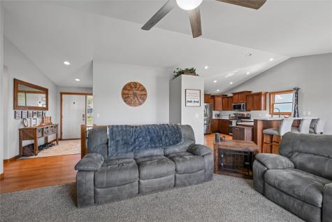 612 Deer Ridge Drive Atkins IA 52206