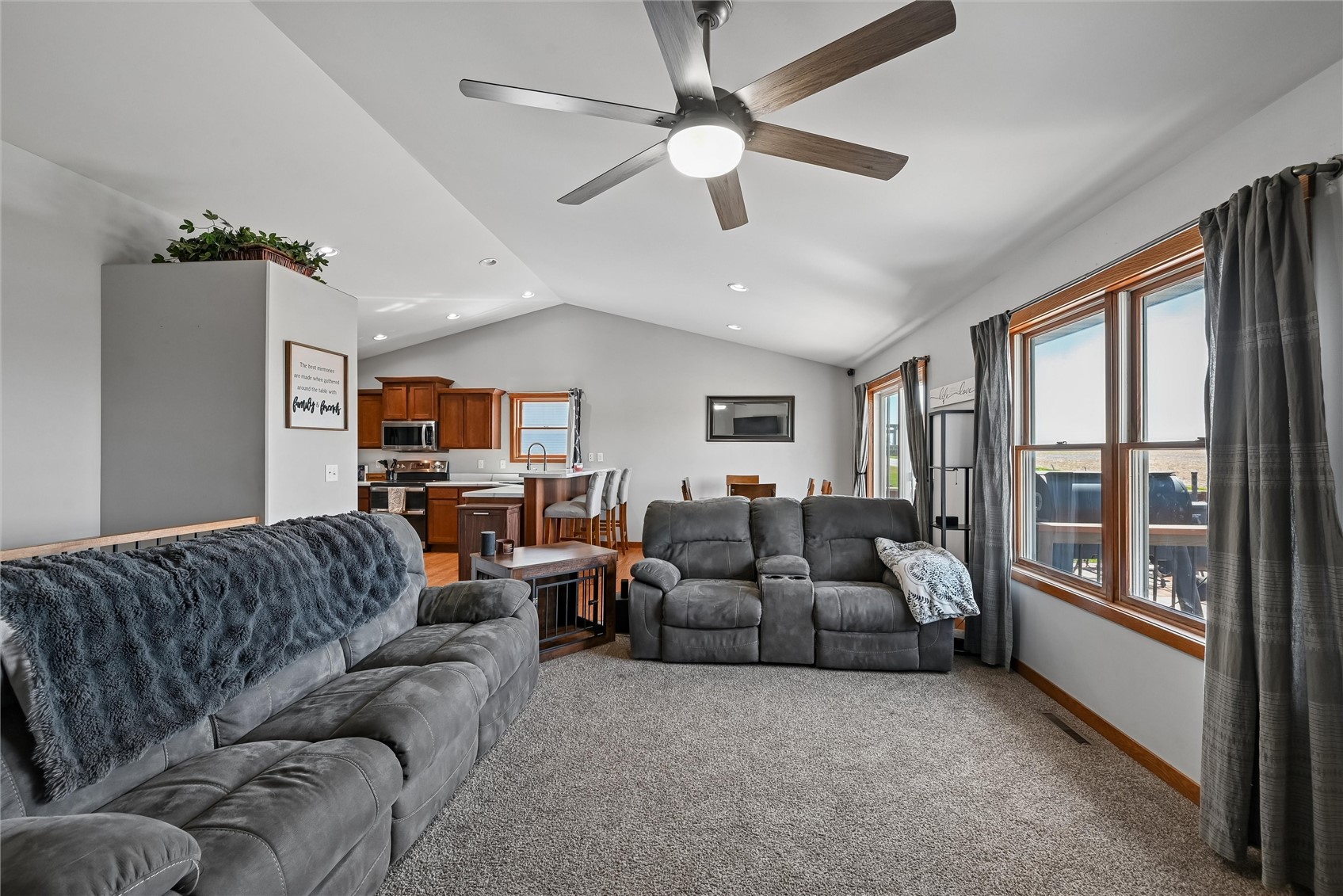 612 Deer Ridge Drive Atkins IA 52206