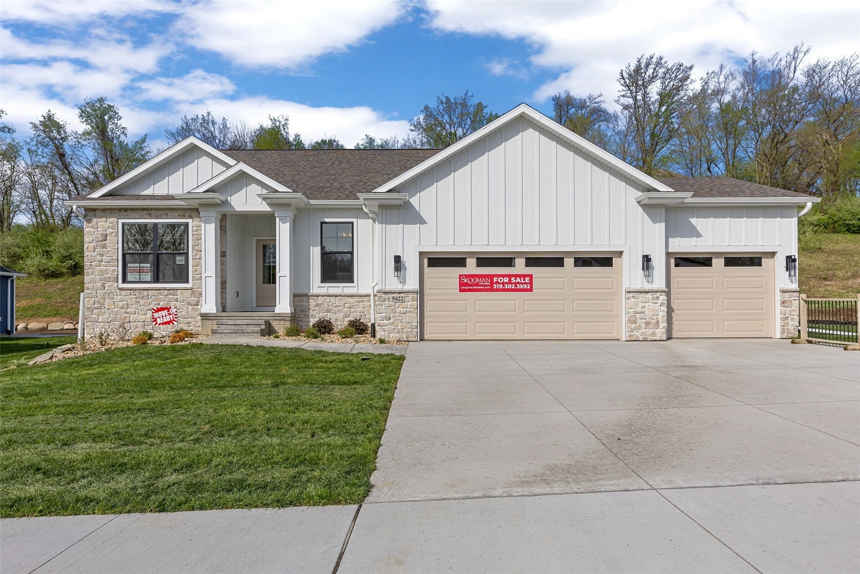 5422 Seminole Valley Trail NE Cedar Rapids IA 52411