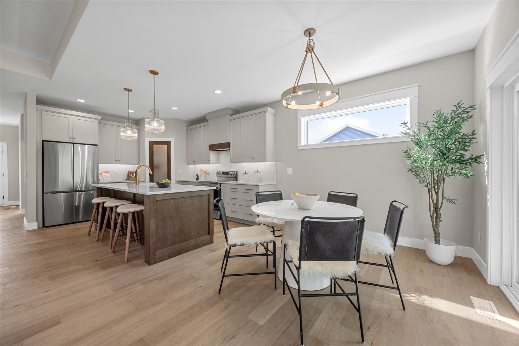 5422 Seminole Valley Trail NE Cedar Rapids IA 52411