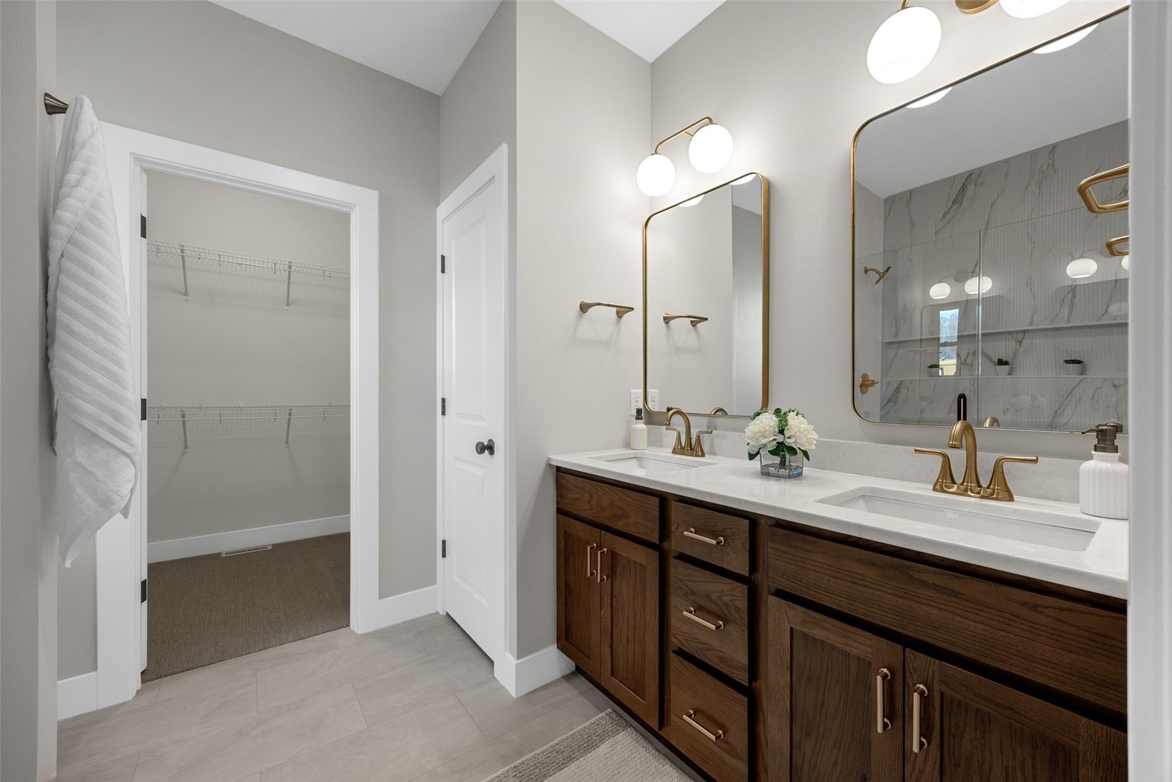 5422 Seminole Valley Trail NE Cedar Rapids IA 52411