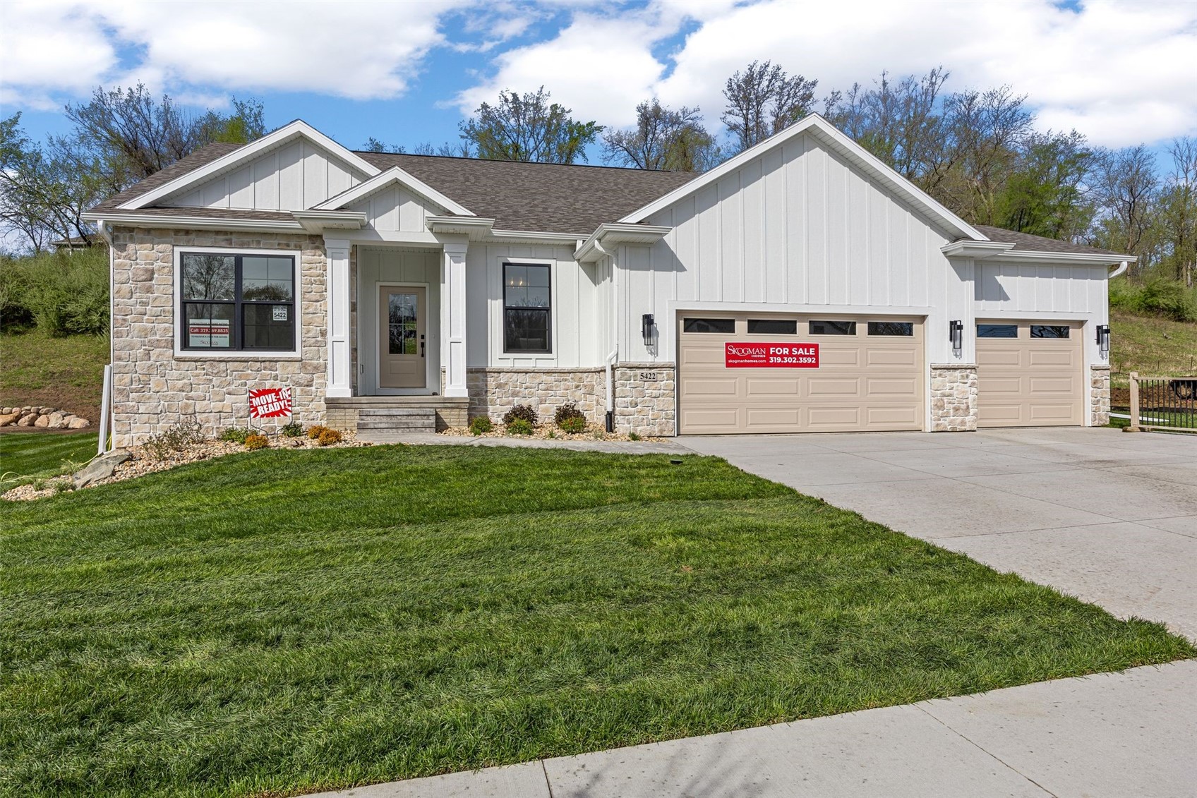 5422 Seminole Valley Trail NE Cedar Rapids IA 52411