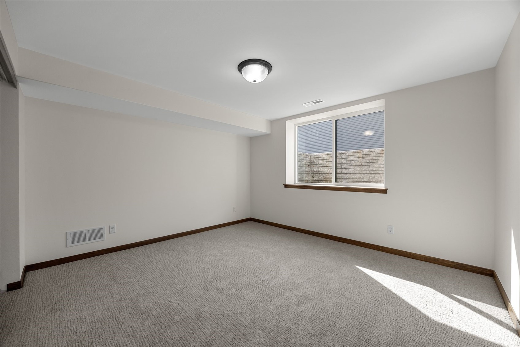 5422 Seminole Valley Trail NE Cedar Rapids IA 52411
