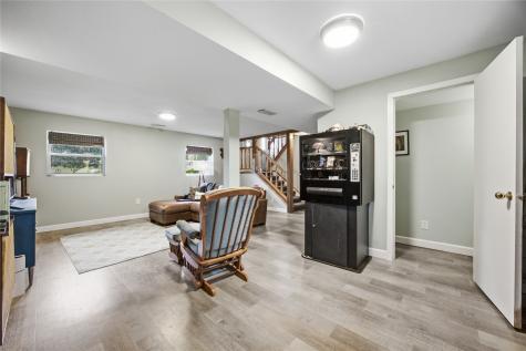 518 Windsor Drive Solon IA 52333