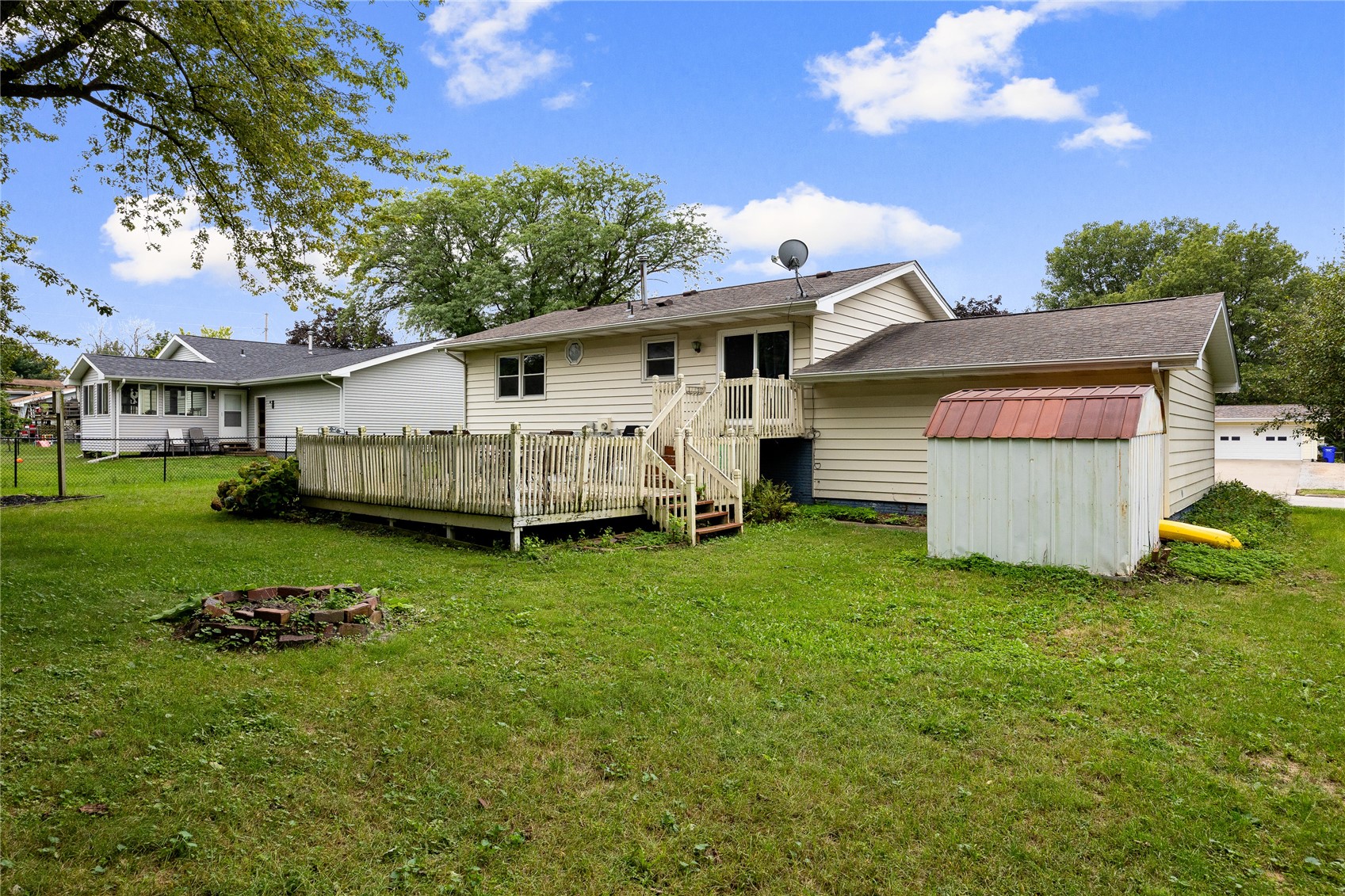518 Windsor Drive Solon IA 52333