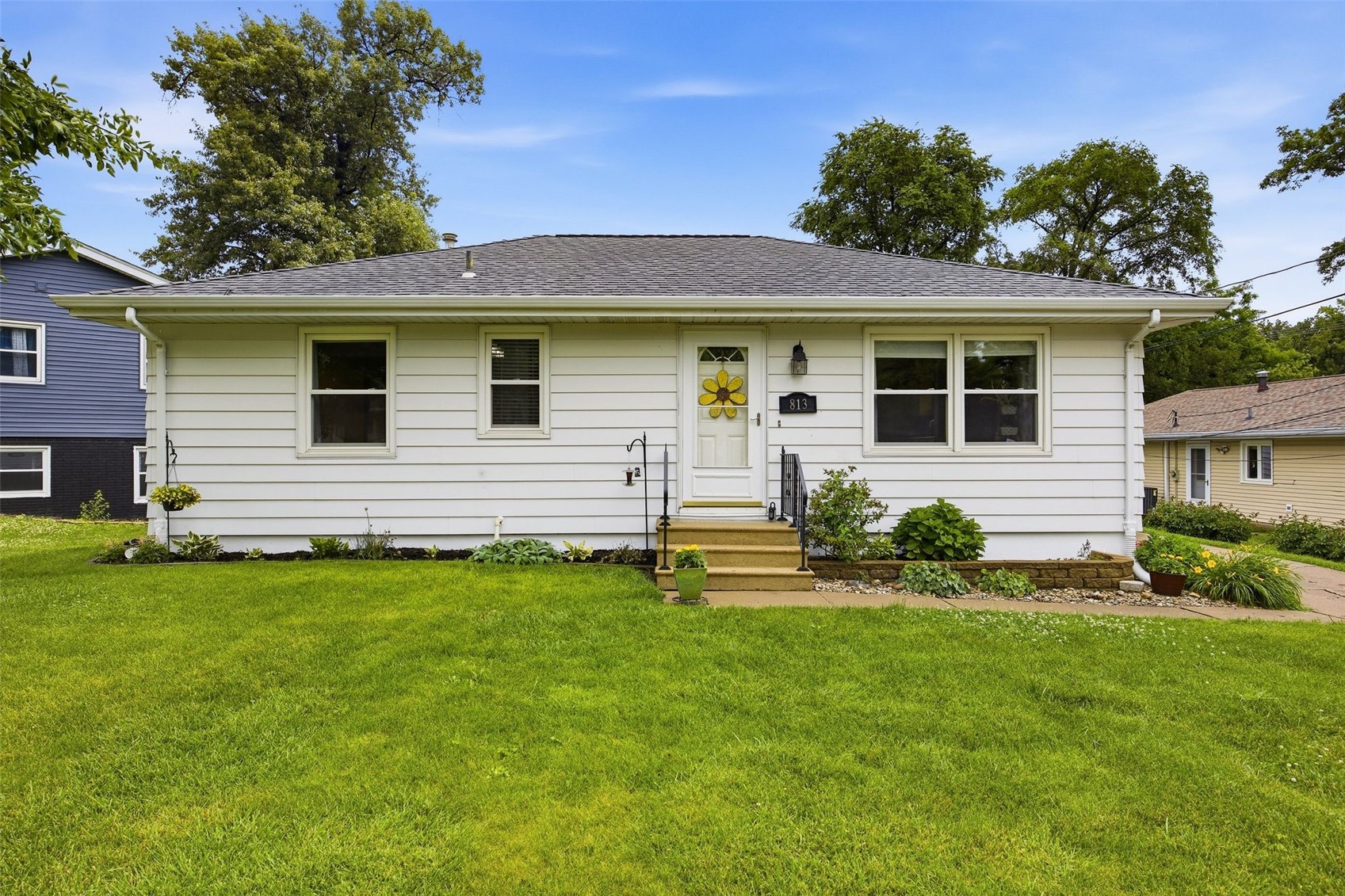 813 Westwood Drive NW Cedar Rapids IA 52405