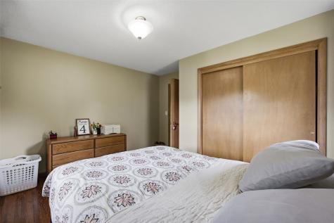 813 Westwood Drive NW Cedar Rapids IA 52405