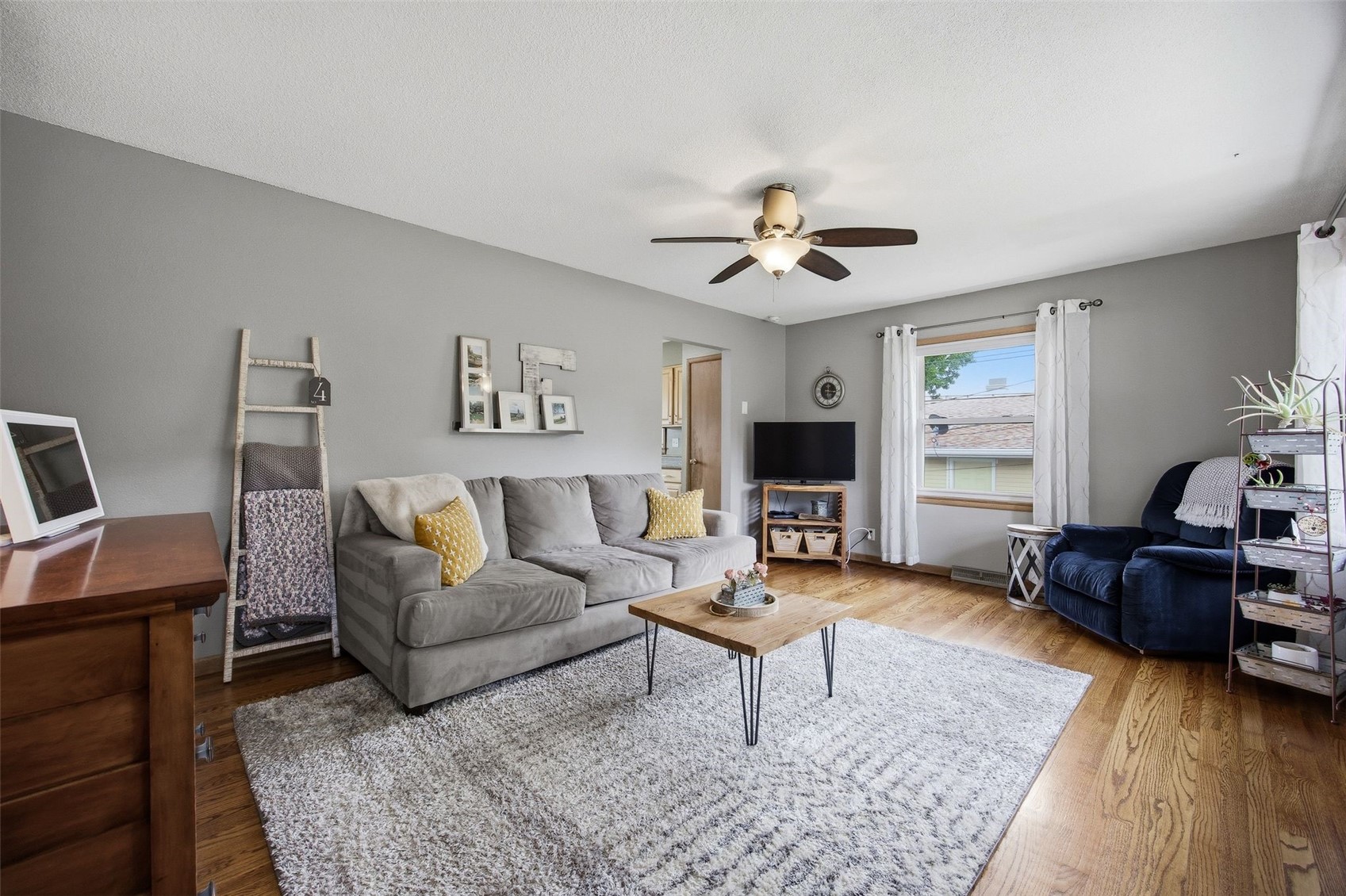 813 Westwood Drive NW Cedar Rapids IA 52405