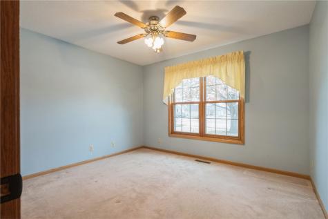 385 W 34th Avenue Marion IA 52302