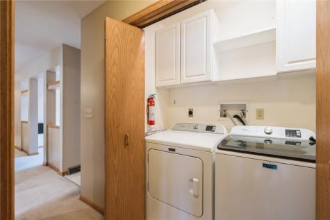 385 W 34th Avenue Marion IA 52302